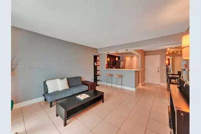 1658 Bay Rd #303, Miami Beach, FL 33139 - Photo 15