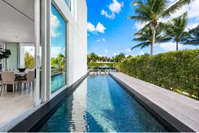 1011 W 48th St #8, Miami Beach, FL 33140 - Photo 17