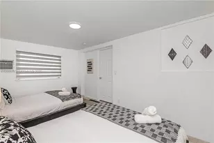 815 SW 6th Ave, Hallandale Beach, FL 33009 - Photo 9