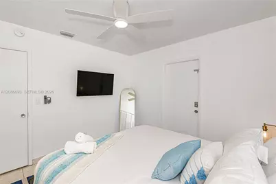 815 NE 6th St #0, Hallandale Beach, FL 33009 - Photo 13