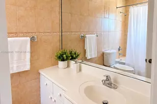 8010 NW 186th Terrace, Hialeah, FL 33015 - Photo 3