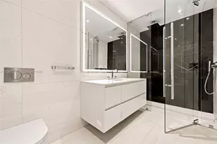 300 Biscayne Blvd Way, Miami, FL 33131 - Photo 21