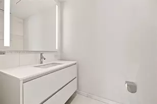 300 Biscayne Blvd Way, Miami, FL 33131 - Photo 15