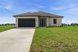 9014 Lawn Ct, Labelle, FL 33935 - Photo 1