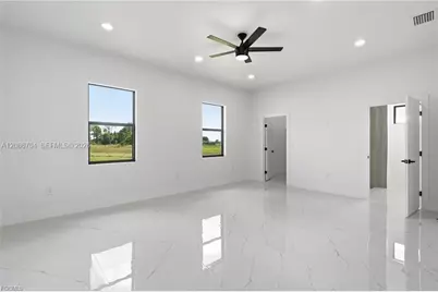 9014 Lawn Ct, Labelle, FL 33935 - Photo 17