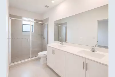 3448 W 110th Ter #3448, Hialeah, FL 33018 - Photo 11