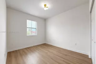 3448 W 110th Terrace, Hialeah, FL 33018 - Photo 3