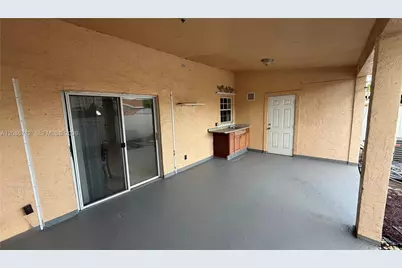 11249 SW 33rd Cir Pl, Miami, FL 33165 - Photo 19