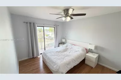 11249 SW 33rd Cir Pl, Miami, FL 33165 - Photo 11
