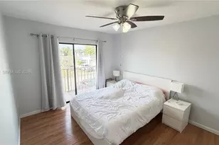 11249 SW 33rd Cir Pl, Miami, FL 33165 - Photo 11