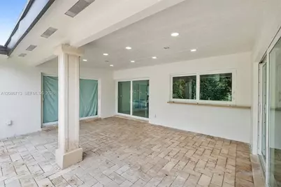 7111 Bamboo St, Miami Lakes, FL 33014 - Photo 25
