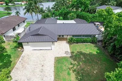 7111 Bamboo St, Miami Lakes, FL 33014 - Photo 31