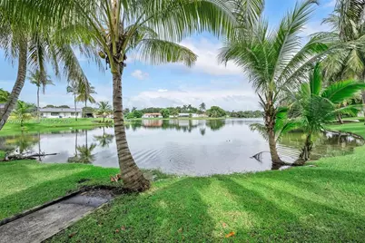 7111 Bamboo St, Miami Lakes, FL 33014 - Photo 29