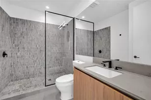 91 NW 27th St, Miami, FL 33127 - Photo 23