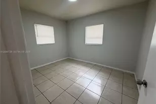 148 NW 14th Way, Dania Beach, FL 33004 - Photo 9