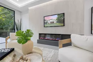 807 SW 12th Ave, Fort Lauderdale, FL 33312 - Photo 13