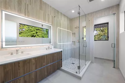 807 SW 12th Ave, Fort Lauderdale, FL 33312 - Photo 37