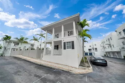 1035 SW 9th Ct #N, Miami, FL 33130 - Photo 3