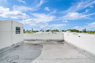 1035 SW 9th Ct, Miami, FL 33130 - Photo 35