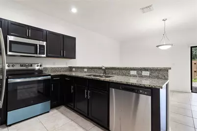 3217 SE 4th St #3217, Homestead, FL 33033 - Photo 7