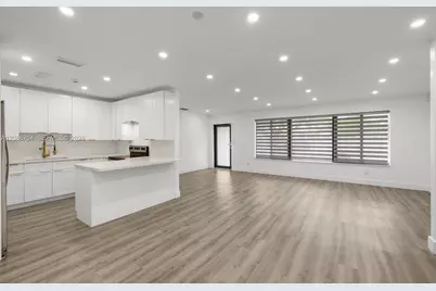 8253 W 14th Ct, Hialeah, FL 33014 - Photo 17
