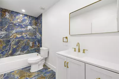 8253 W 14th Ct, Hialeah, FL 33014 - Photo 21