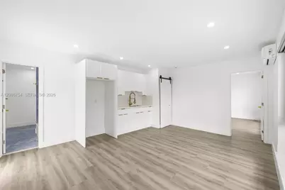 8253 W 14th Ct, Hialeah, FL 33014 - Photo 13