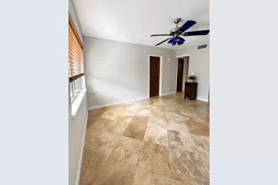 1000 SE 15th St #205, Fort Lauderdale, FL 33316 - Photo 3