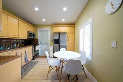 358 E 45th St, Hialeah, FL 33013 - Photo 11