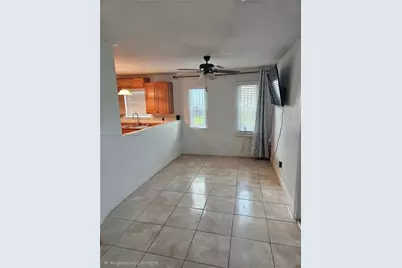 110 NW 9th Ave, South Bay, FL 33493 - Photo 5