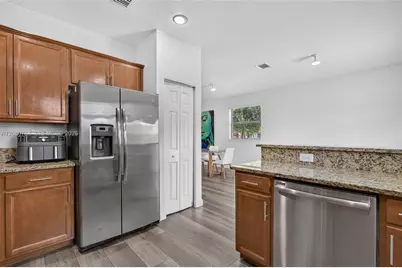 8897 NW 103rd Ave, Doral, FL 33178 - Photo 15