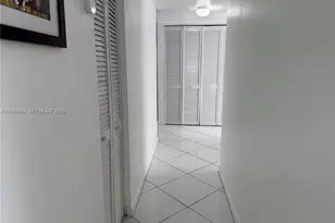 8821 W Flagler St, Miami, FL 33174 - Photo 13