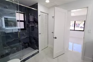 216 Shadow Way, Miami Springs, FL 33166 - Photo 13