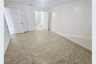 9319 NW 121 St #9319, Hialeah Gardens, FL 33018 - Photo 9