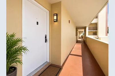 8850 Fontainebleau Blvd #203, Miami, FL 33172 - Photo 1