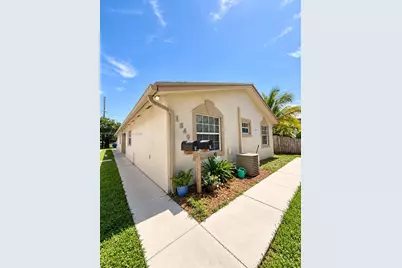 1840 Jefferson St #A, Hollywood, FL 33020 - Photo 13