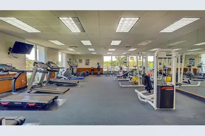 500 Bayview Dr #1420, Sunny Isles Beach, FL 33160 - Photo 27