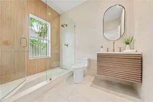 178 NE 45th St, Miami, FL 33137 - Photo 43