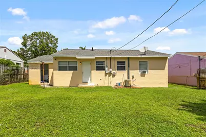824 44th St, West Palm Beach, FL 33407 - Photo 9