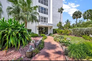 17800 Atlantic Blvd, Sunny Isles Beach, FL 33160 - Photo 3