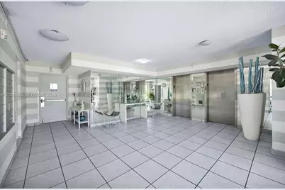 17800 Atlantic Blvd #204, Sunny Isles Beach, FL 33160 - Photo 5