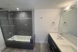 2655 Collins Ave, Miami Beach, FL 33140 - Photo 11