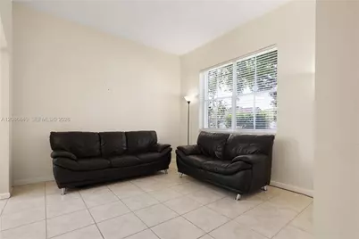 19331 SW 15th St, Pembroke Pines, FL 33029 - Photo 5