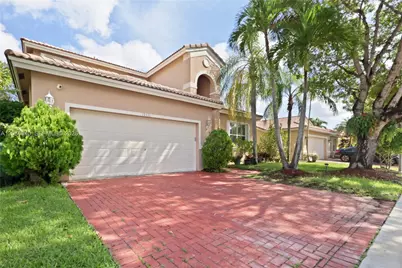 19331 SW 15th St, Pembroke Pines, FL 33029 - Photo 1