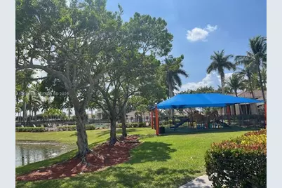 19331 SW 15th St, Pembroke Pines, FL 33029 - Photo 53