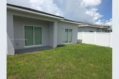 1498 Las Villa Bl, Other City - In The State Of Florida, FL 33870 - Photo 3