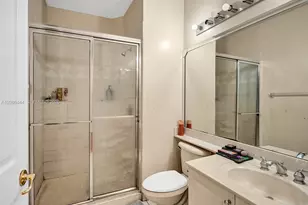 19462 Saturnia Lakes Dr, Boca Raton, FL 33498 - Photo 11