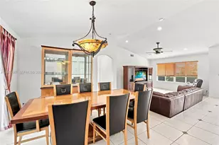 511 NW 104th Ave, Plantation, FL 33324 - Photo 11