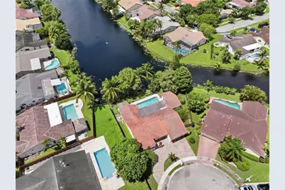 511 NW 104th Ave, Plantation, FL 33324 - Photo 59