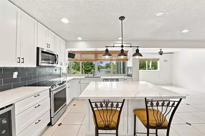 511 NW 104th Ave, Plantation, FL 33324 - Photo 13